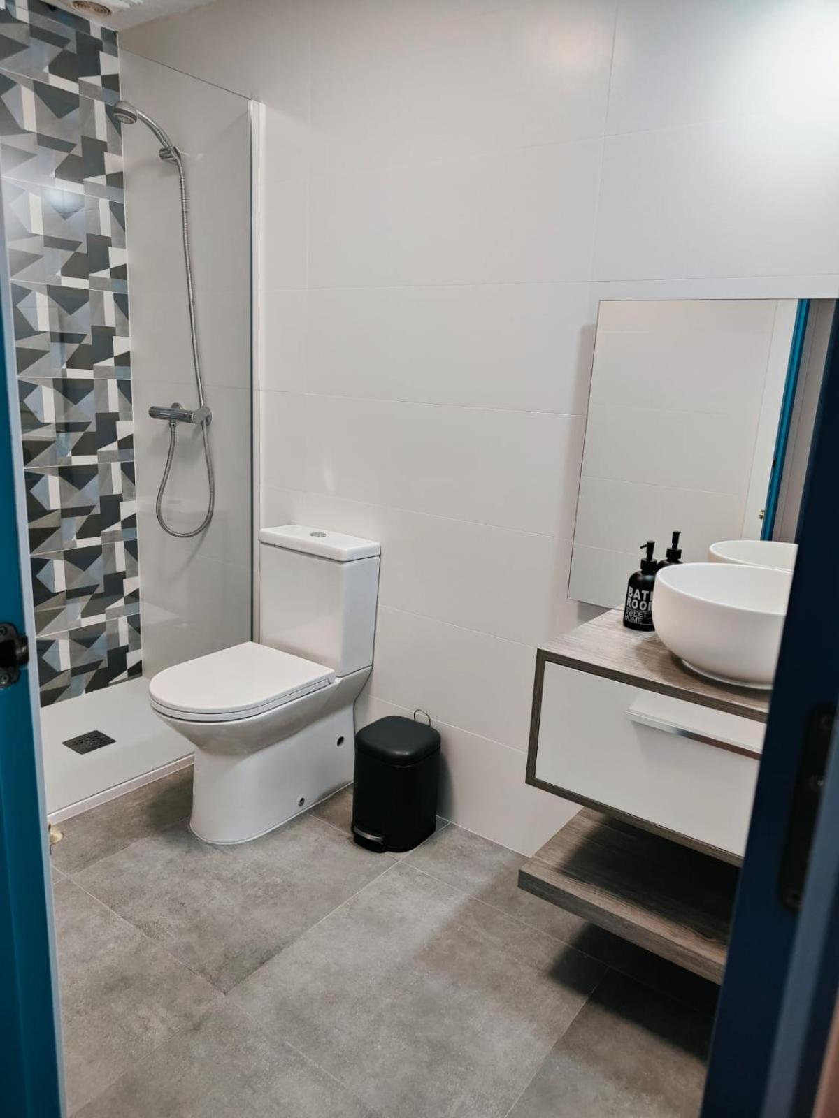 Alhambra Apartments غران ألاكانت الغرفة الصورة